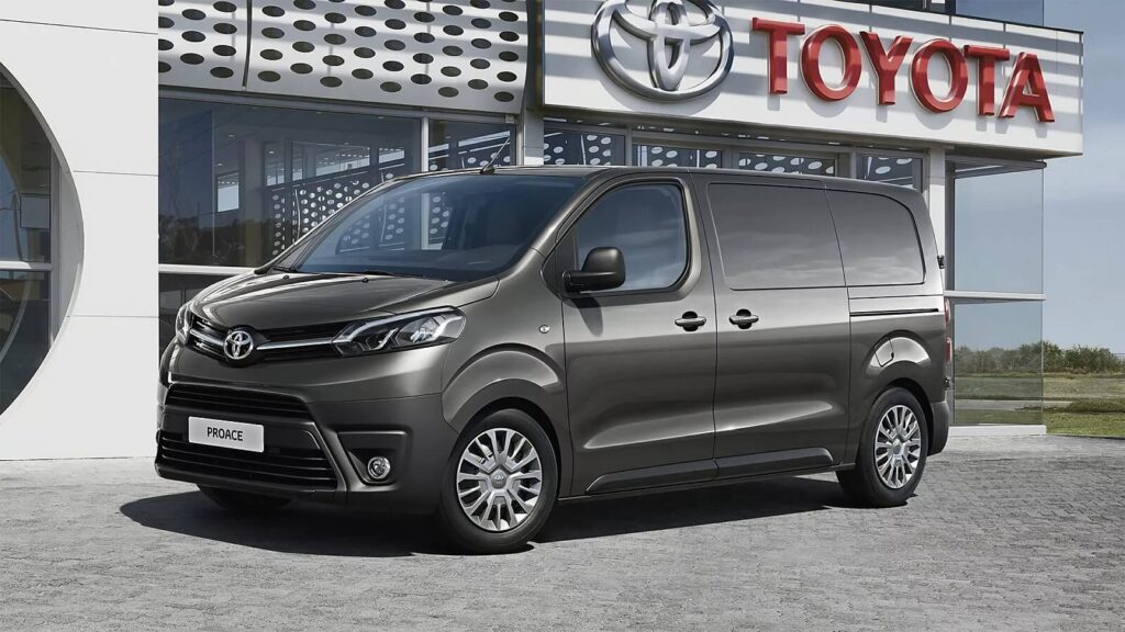 Nuova Toyota Proace a Torino da Central Motors