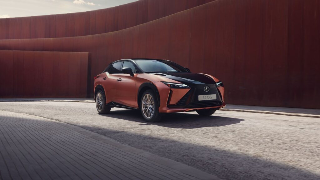 nuovo lexus rz full electric da central motors a torino