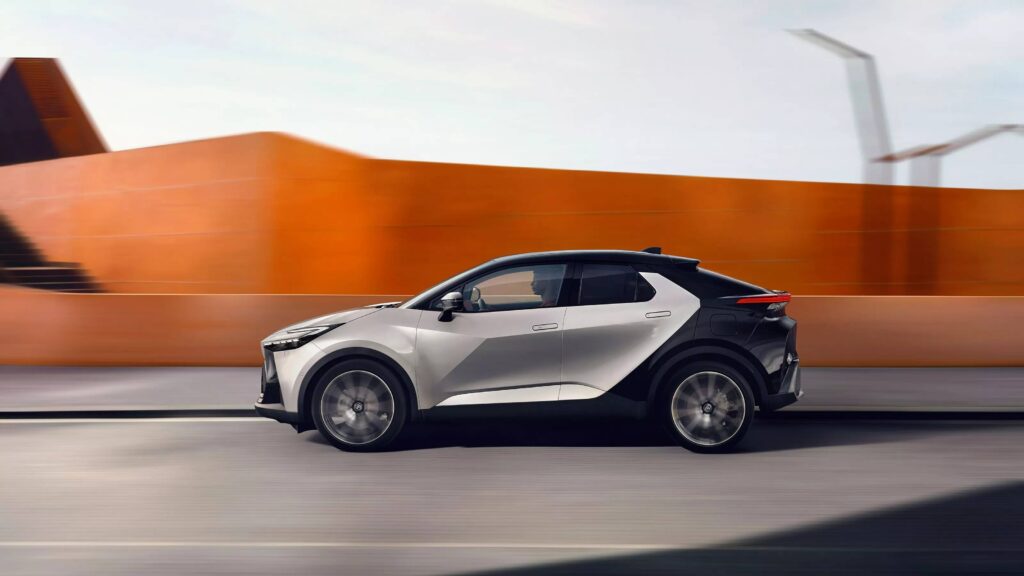 Toyota C-HR a Torino